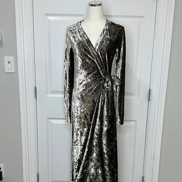 BCBGMaxAzria Metallic Gunmetal Crushed Velour New Year’s Wrap Maxi Dress Size S - Picture 1 of 13